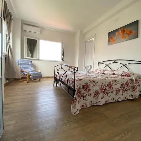 Old Town Apartman *